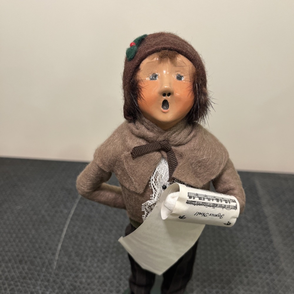 Vtg Byers Choice Carolers Boy With Sheet Music, Brunette, Brown Velvet, Formal